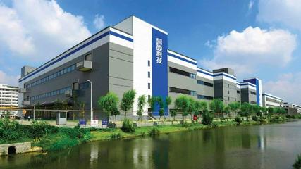 上?？氨雀皇靠档某壒S:10萬打工青年造出全球1/2的蘋果手機